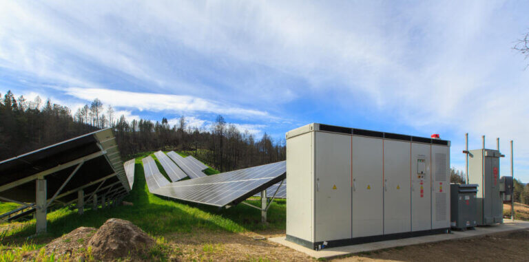 Microgrids and Battery Storage